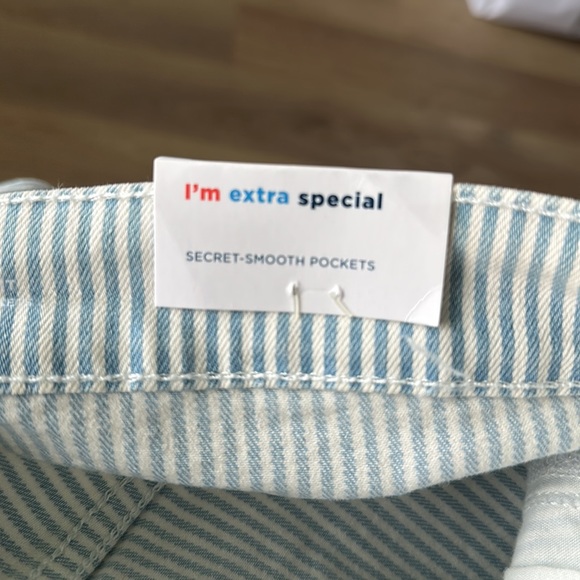 Extra High Rise Blue/White Striped Stretch Jeans - Picture 5 of 5